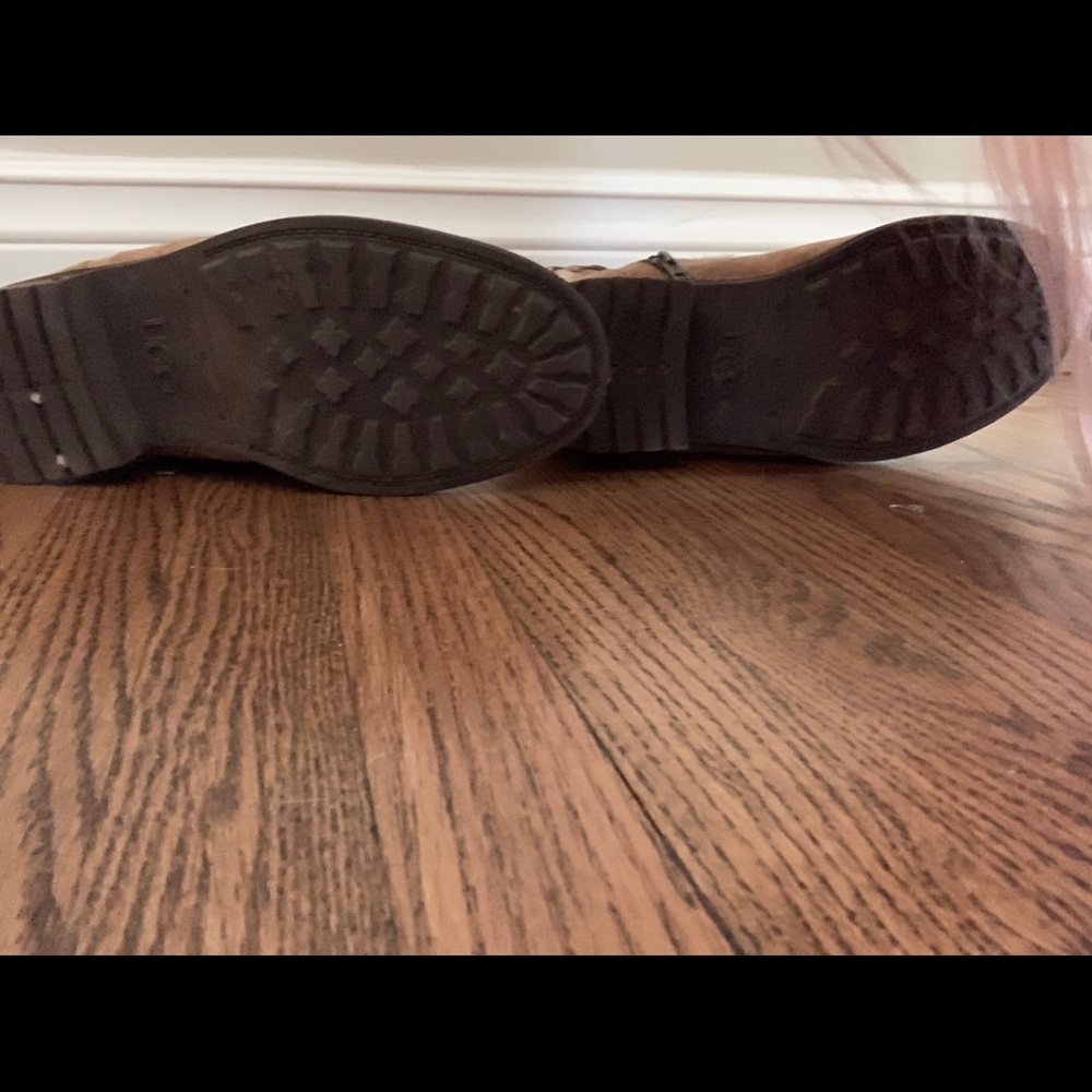 Ugg boots - Picture 2 of 4